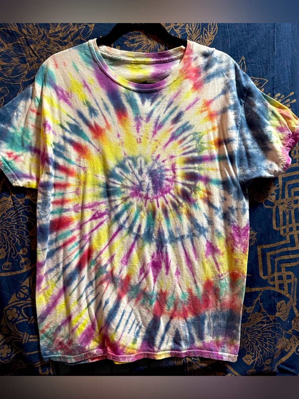 Vintage Spiral Tie-dye Rainbow T-shirt Size XL